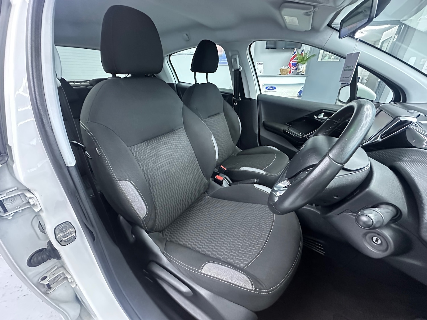 Used Peugeot 208 2016 for sale - 76835194: Photo 19