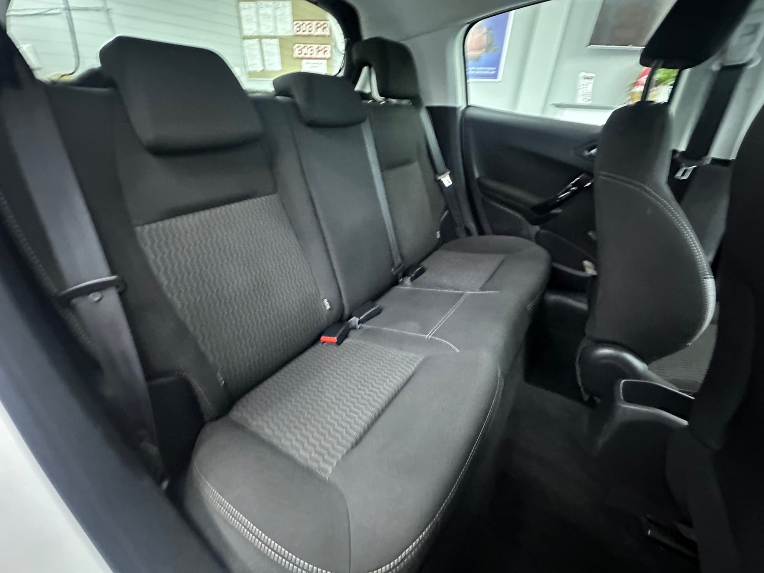 Used Peugeot 208 2016 for sale - 76835194: Photo 27