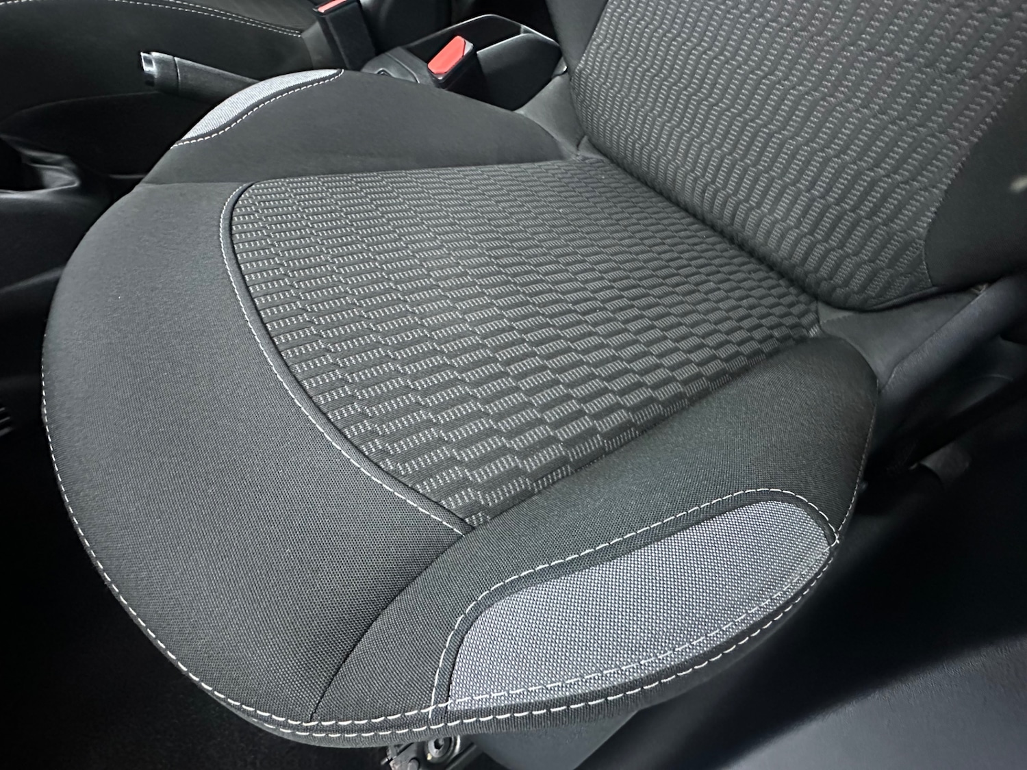 Used Peugeot 208 2016 for sale - 76835194: Photo 38