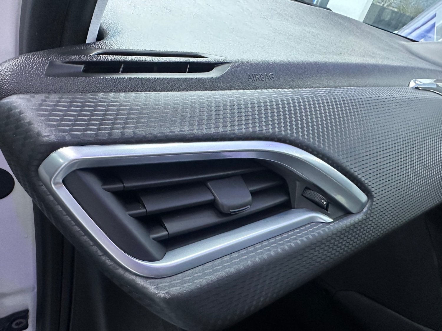 Used Peugeot 208 2016 for sale - 76835194: Photo 39