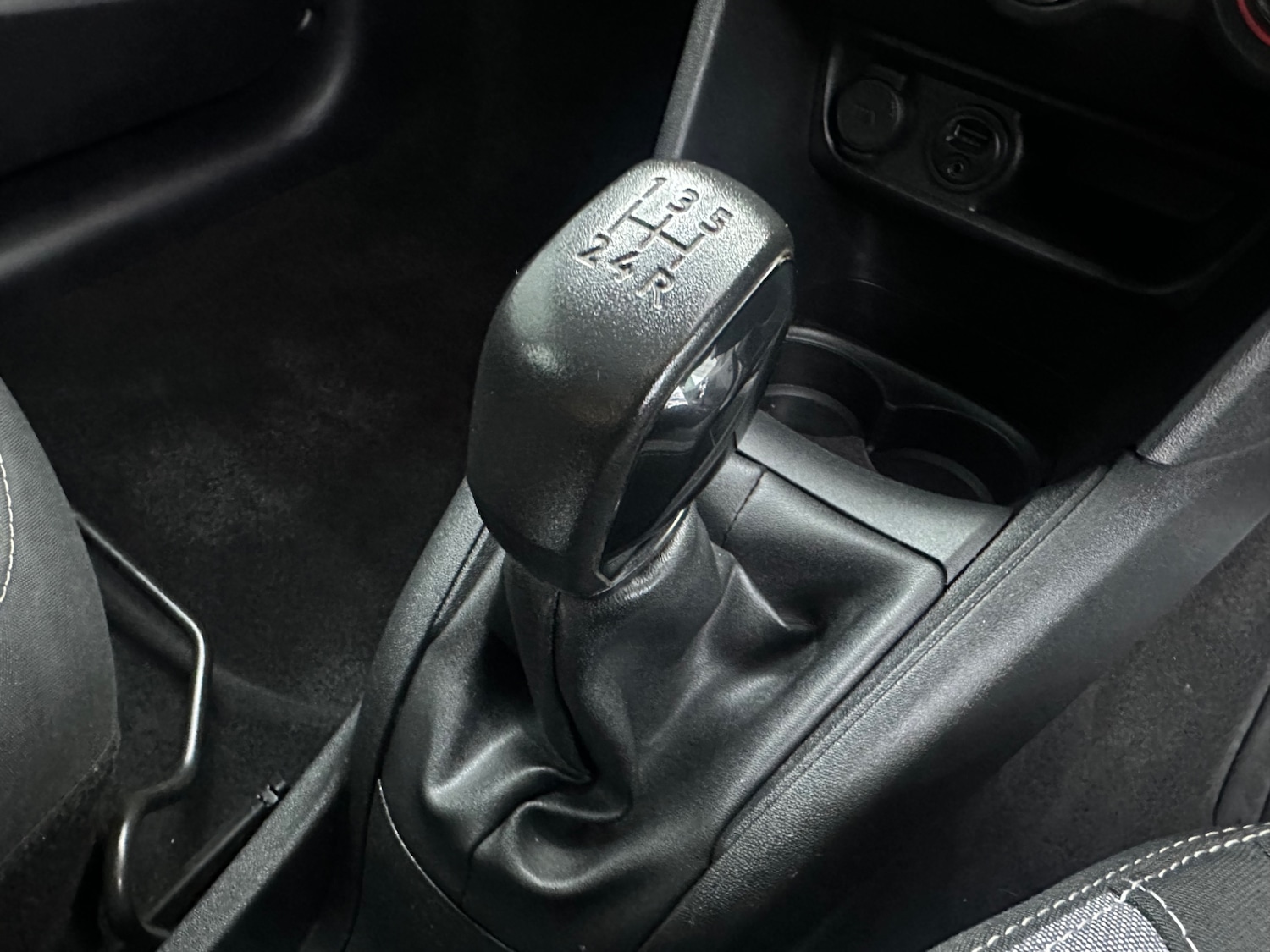 Used Peugeot 208 2016 for sale - 76835194: Photo 49