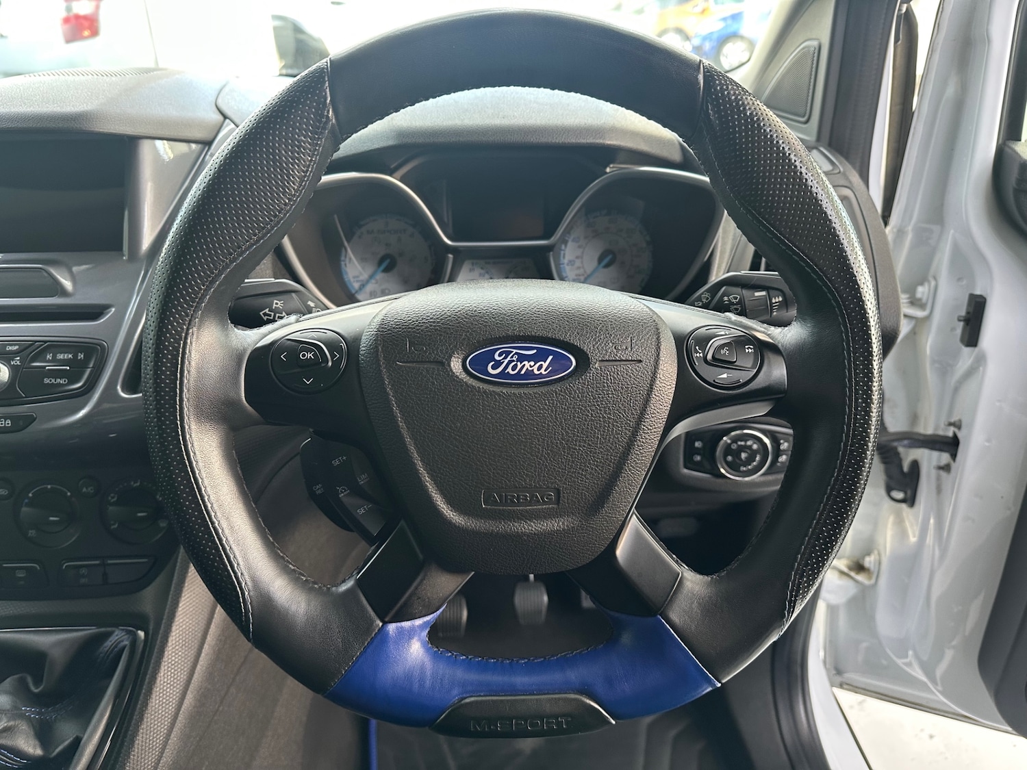 Used Ford Transit Connect 2018 for sale - 76735000: Photo 32