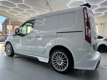 Used Ford Transit Connect 2018 for sale - 76735000: Photo