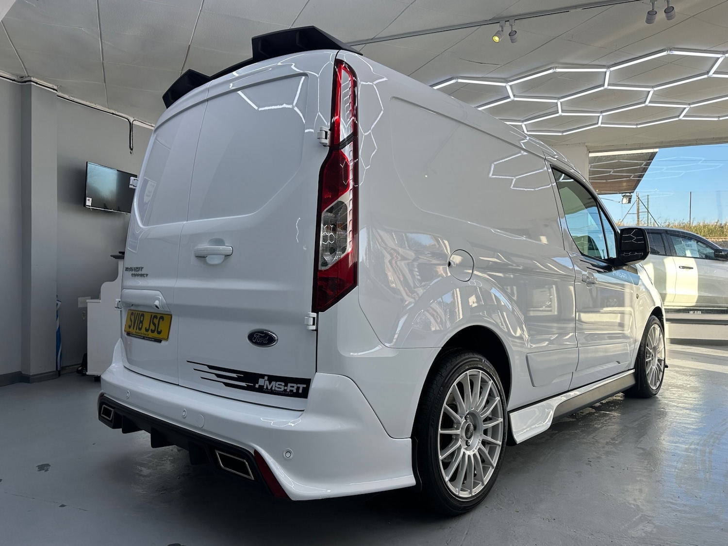 Used Ford Transit Connect 2018 for sale - 76735000: Photo 4