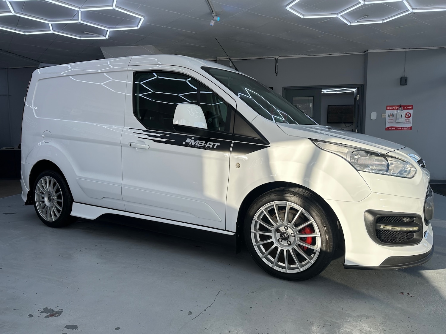 Used Ford Transit Connect 2018 for sale - 76735000: Photo 8