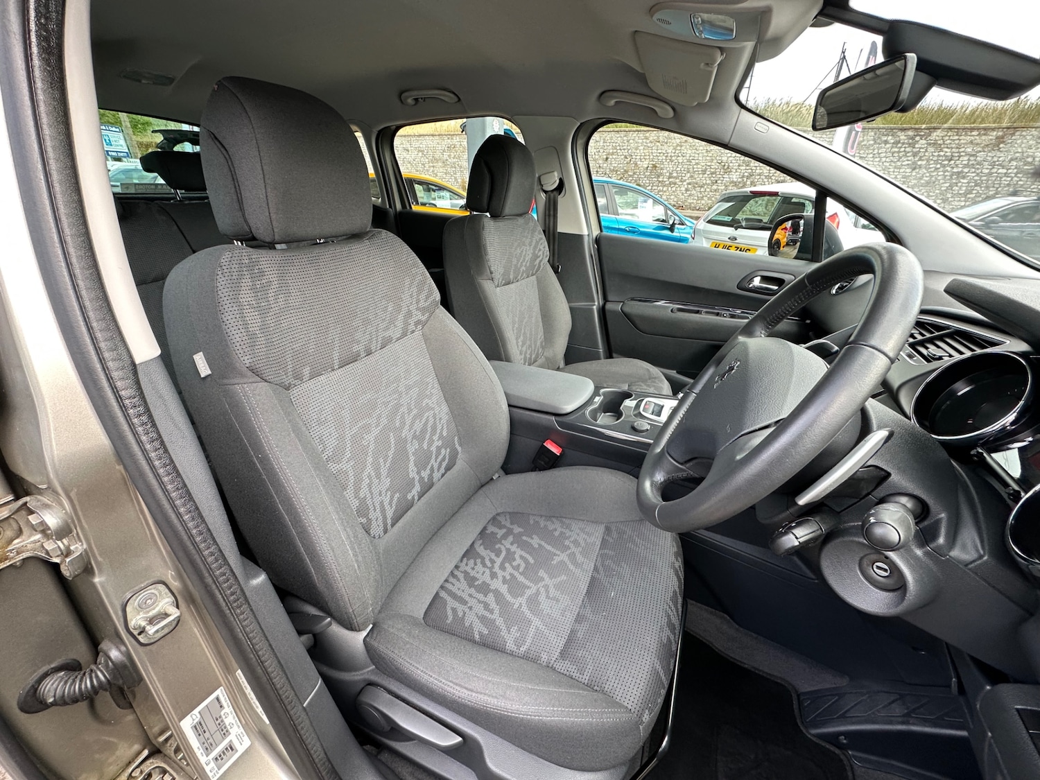 Used Peugeot 3008 2012 for sale - 76263672: Photo 17