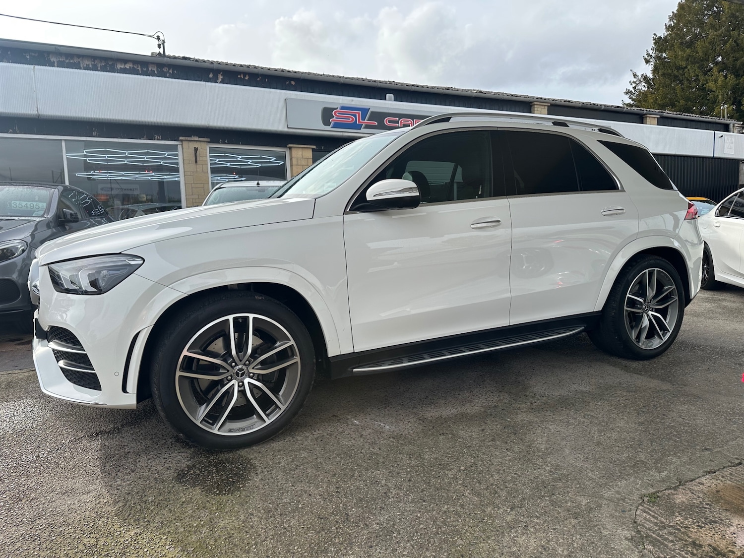 Used Mercedes-Benz GLE 2020 for sale - 76412689: Photo 2