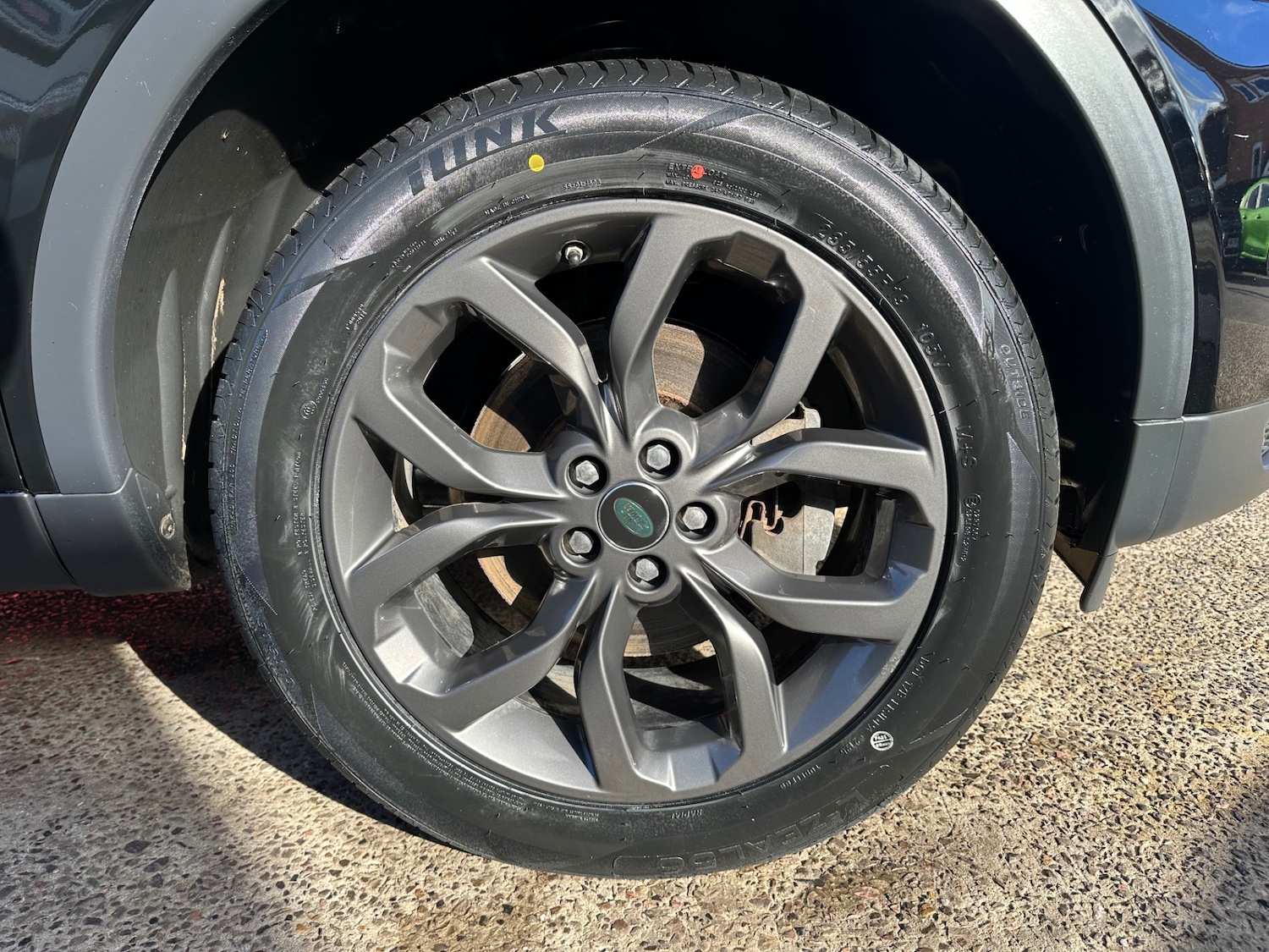 Used Land Rover Discovery Sport 2019 for sale - 76543112: Photo 14