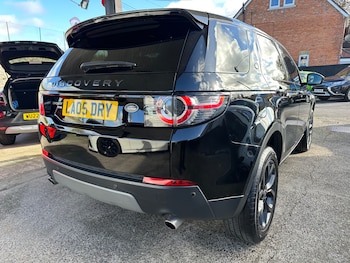Used Land Rover Discovery Sport 2019 for sale - 76543112: Photo