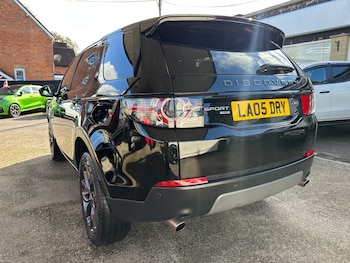 Used Land Rover Discovery Sport 2019 for sale - 76543112: Photo