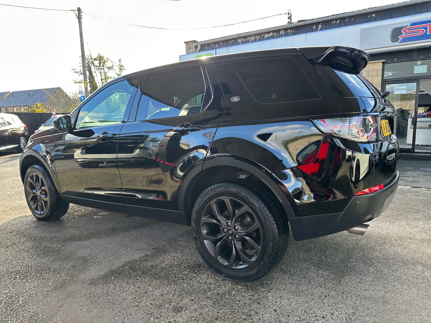 Used Land Rover Discovery Sport 2019 for sale - 76543112: Photo 5