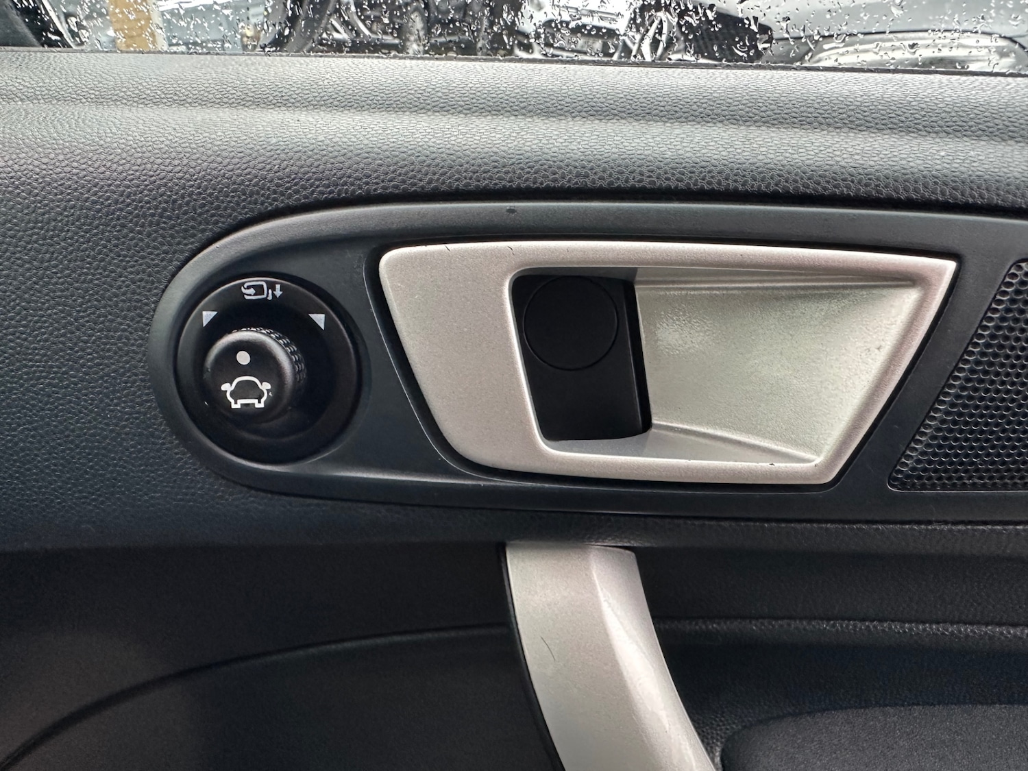 Used Ford Fiesta 2012 for sale - 76542516: Photo 26