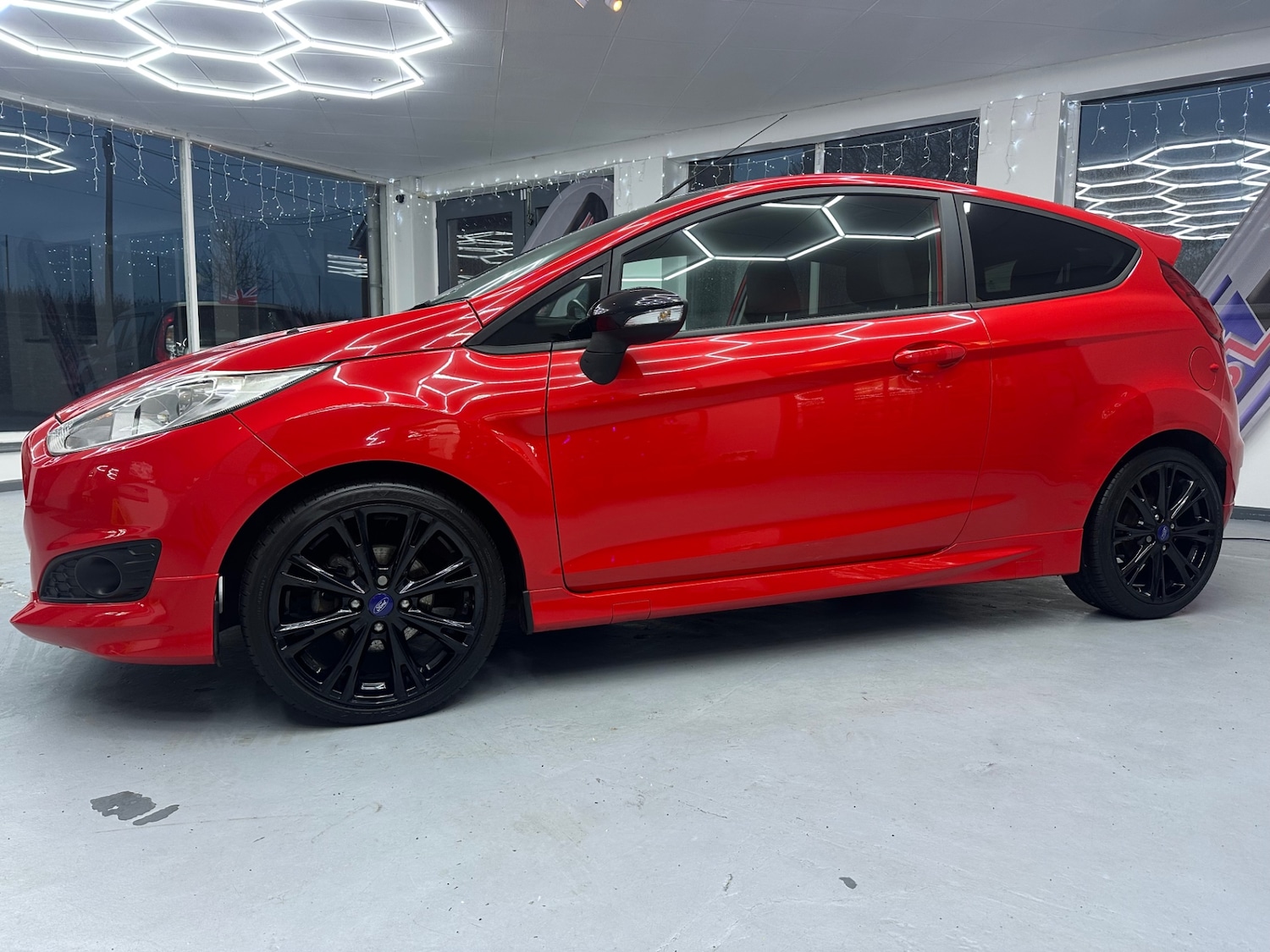 Used Ford Fiesta 2014 for sale - 76835147: Photo 2