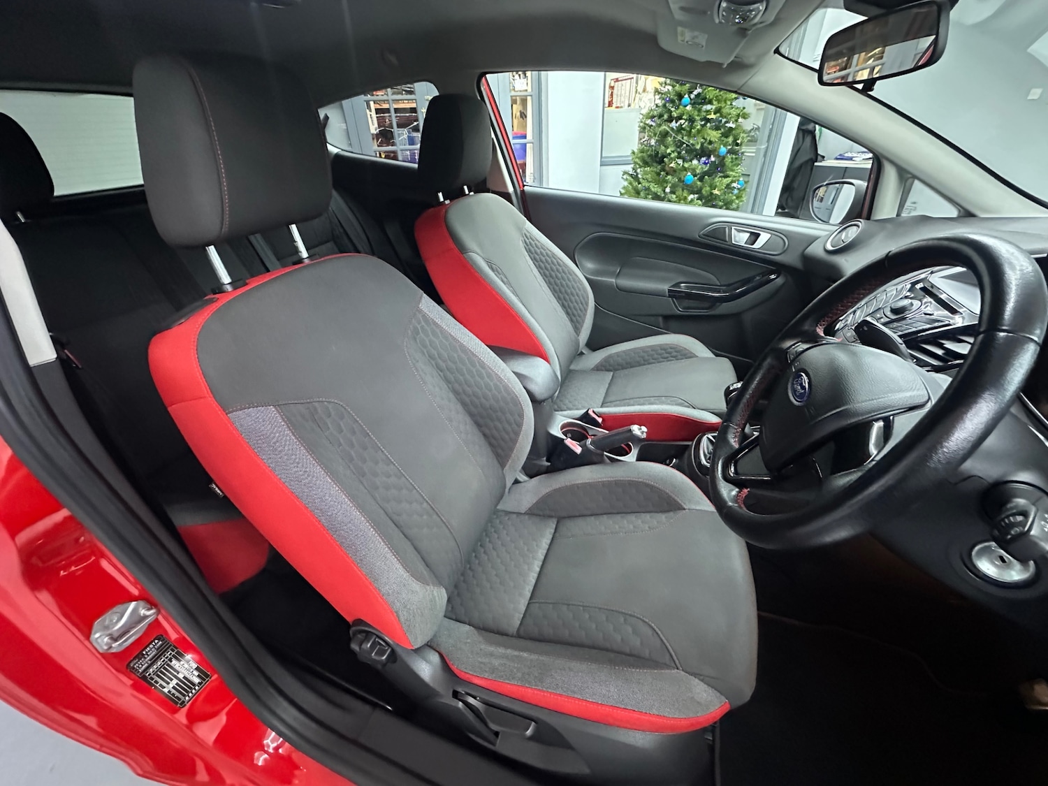 Used Ford Fiesta 2014 for sale - 76835147: Photo 24