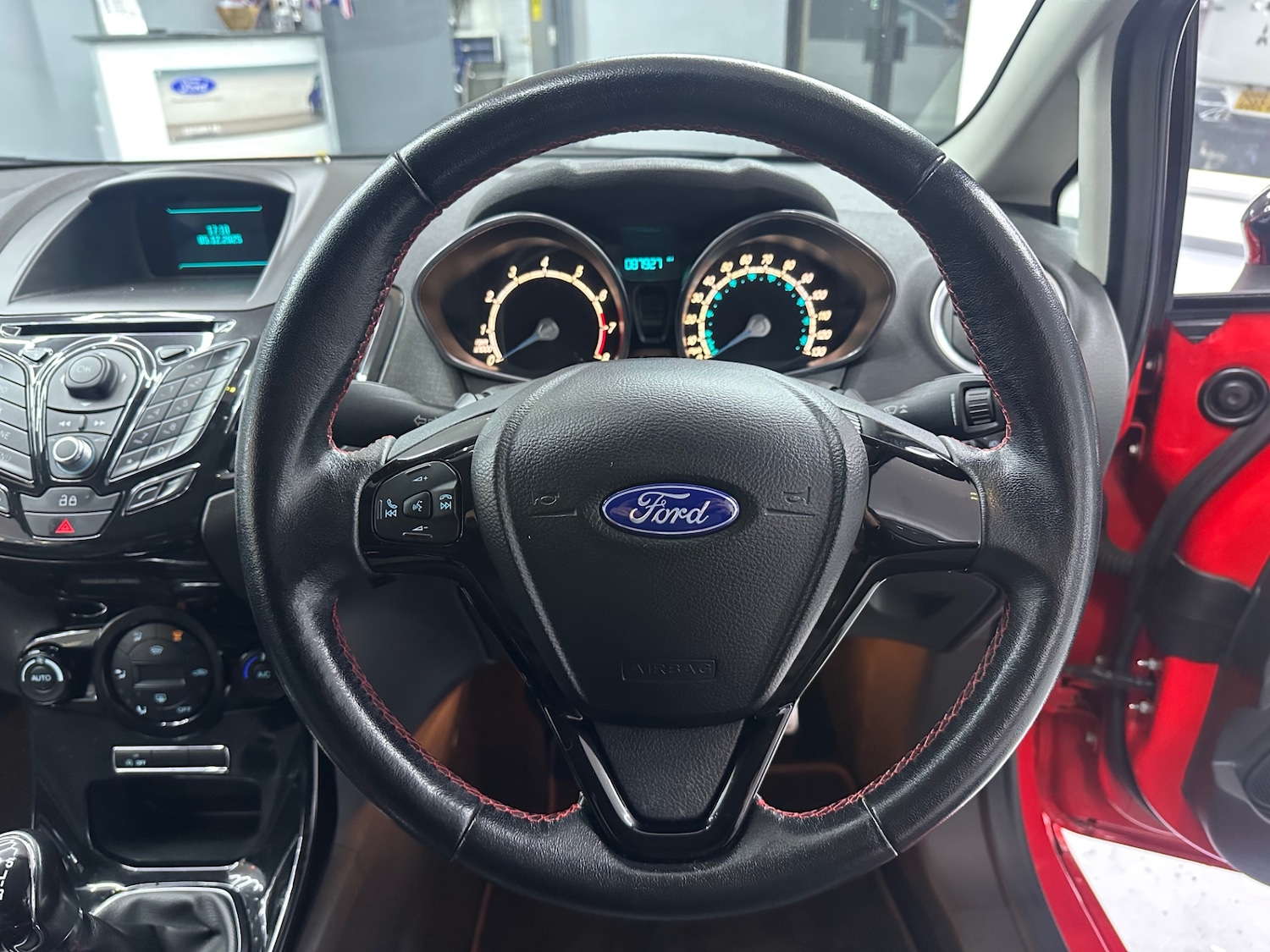 Used Ford Fiesta 2014 for sale - 76835147: Photo 36