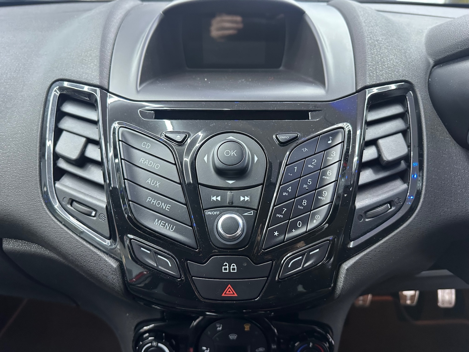 Used Ford Fiesta 2014 for sale - 76835147: Photo 44