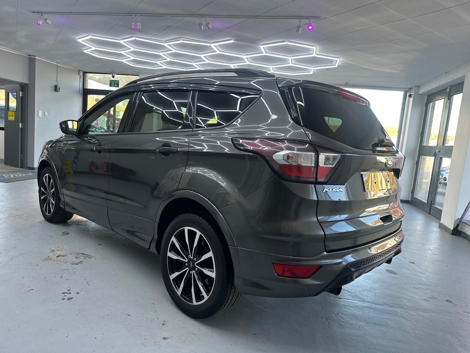 Used Ford Kuga 2017 for sale - 77718546: Photo 3