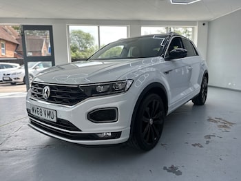 Used Volkswagen T-Roc 2018 for sale - 78764402: Photo