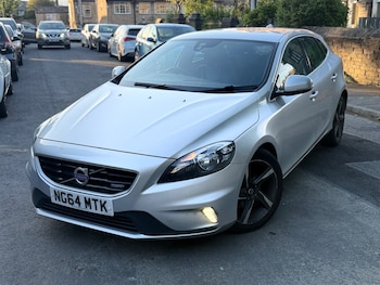 Used Volvo V40 2015 for sale - 78828371: Photo
