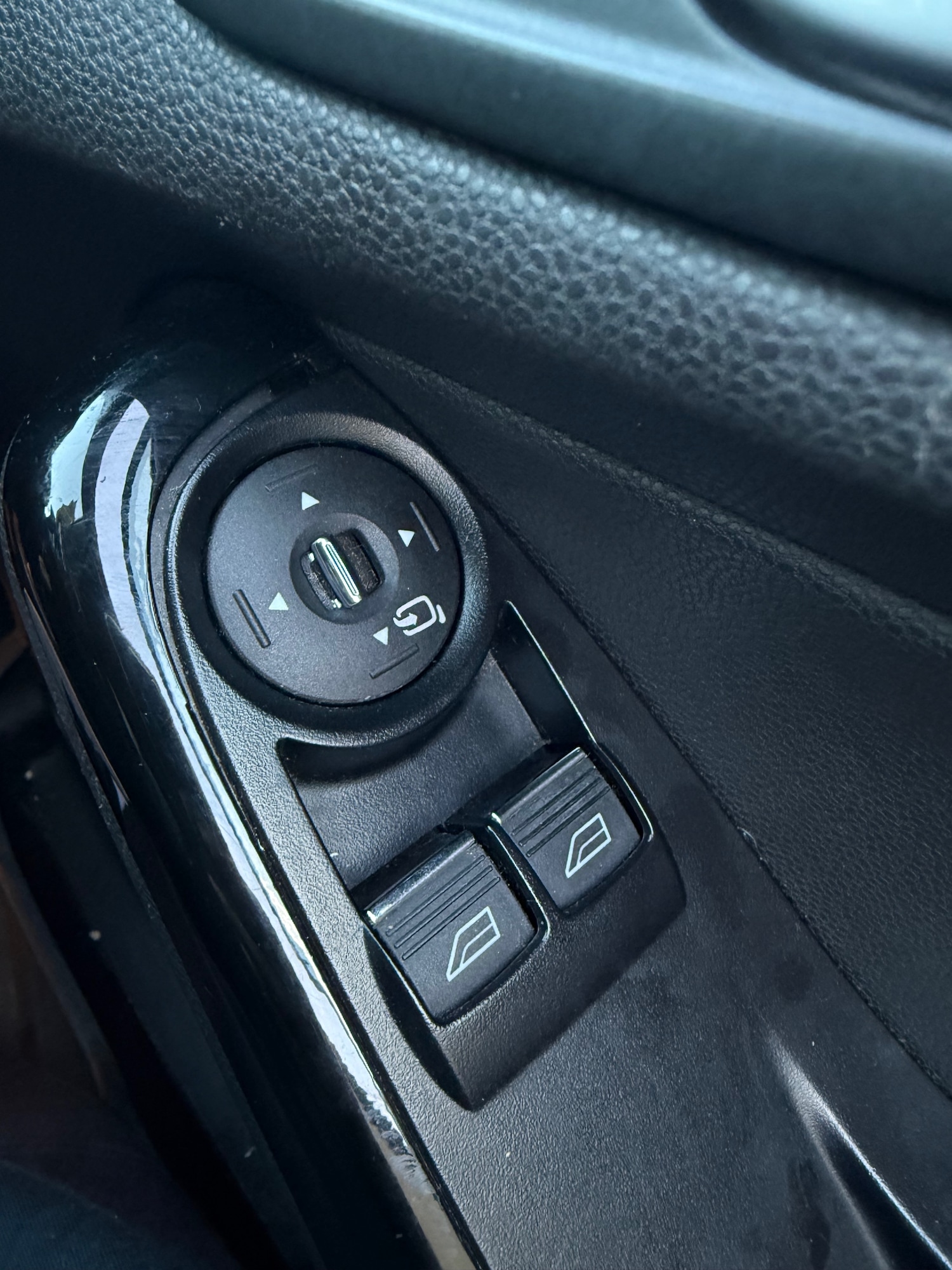 Used Ford Fiesta 2013 for sale - 77119547: Photo 13