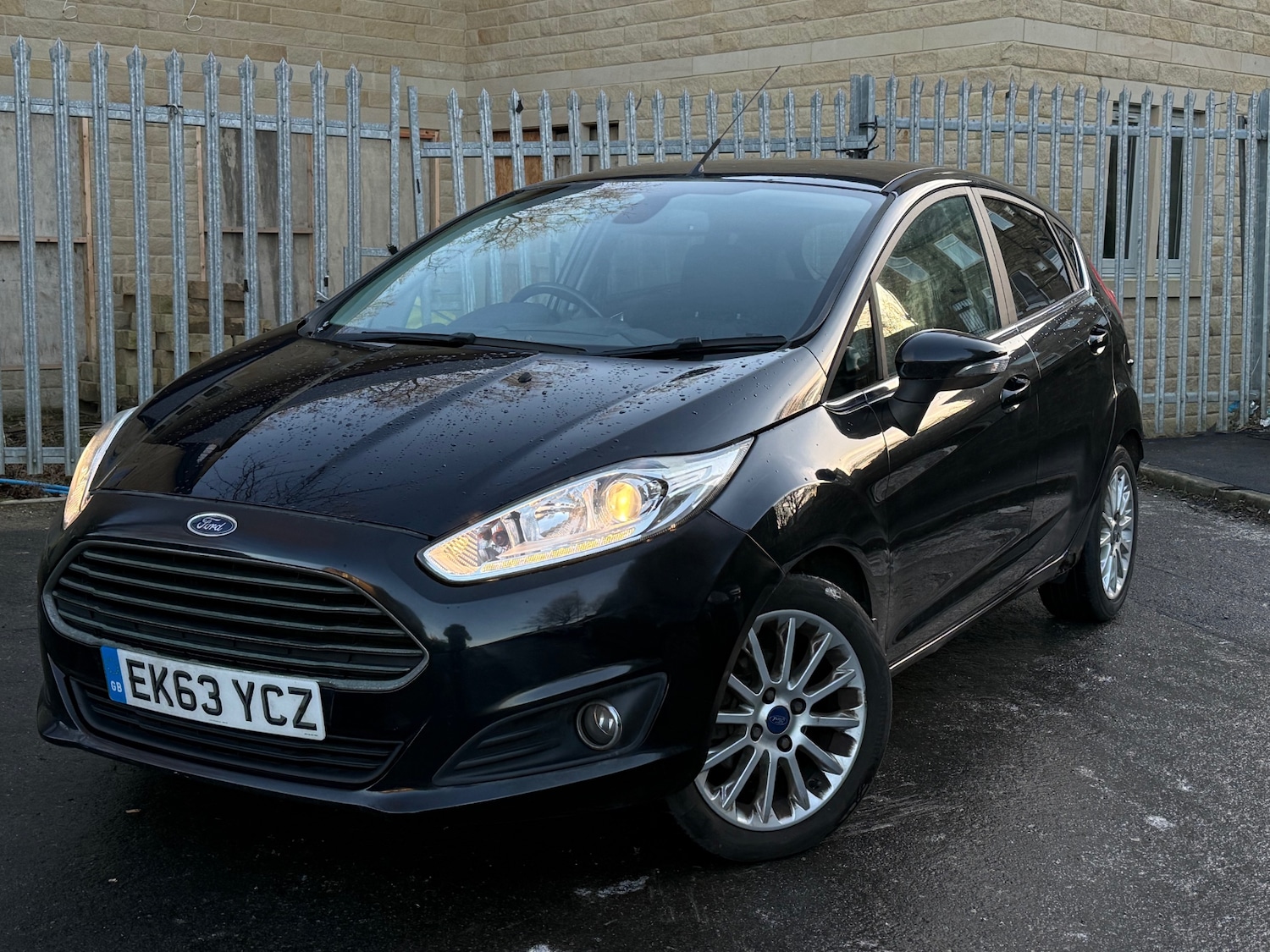 Used Ford Fiesta 2013 for sale - 77119547: Photo 3