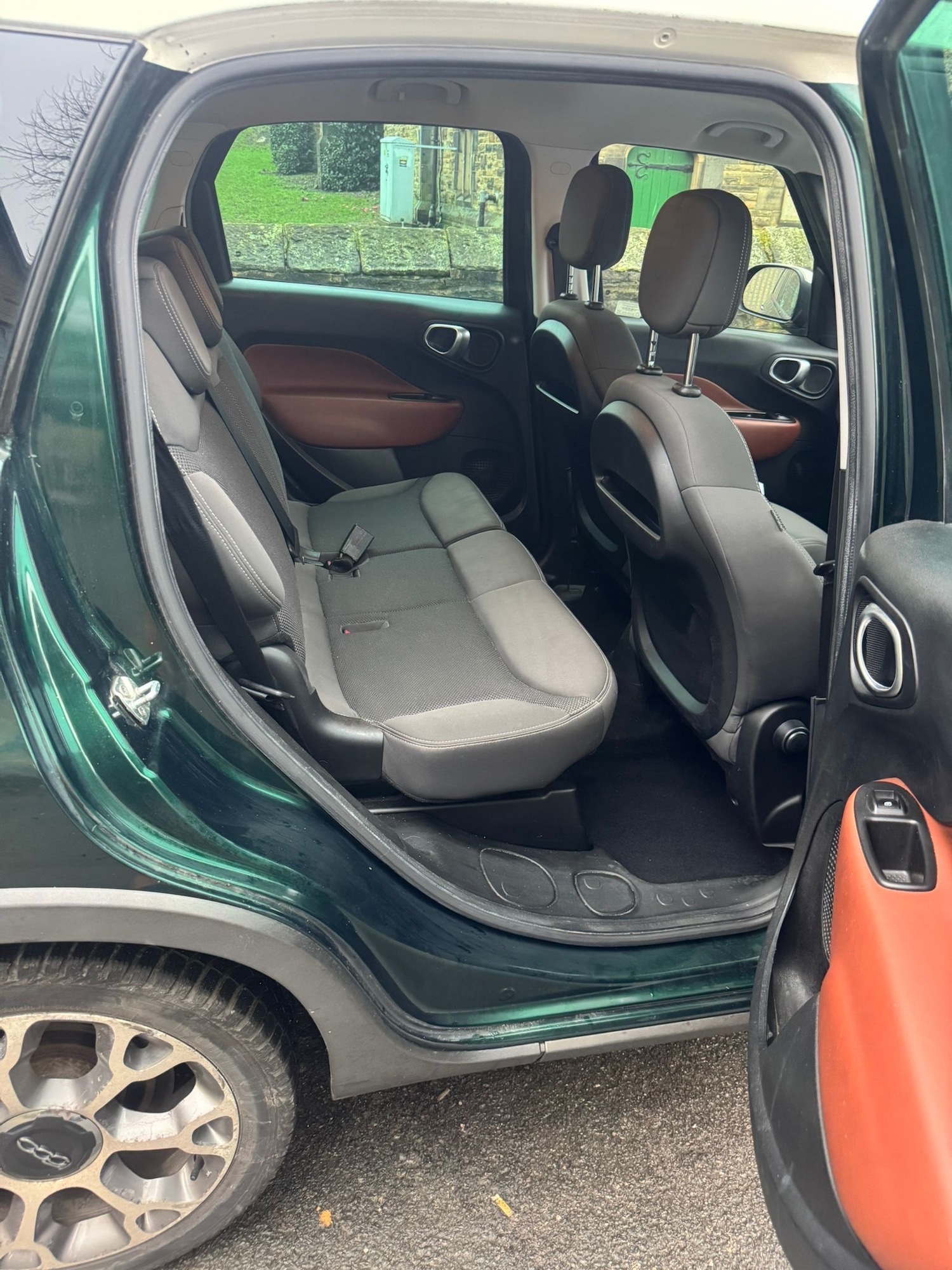 Used Fiat 500L 2013 for sale - 77435418: Photo 10