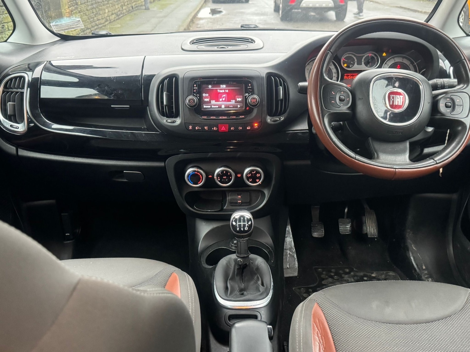 Used Fiat 500L 2013 for sale - 77435418: Photo 9