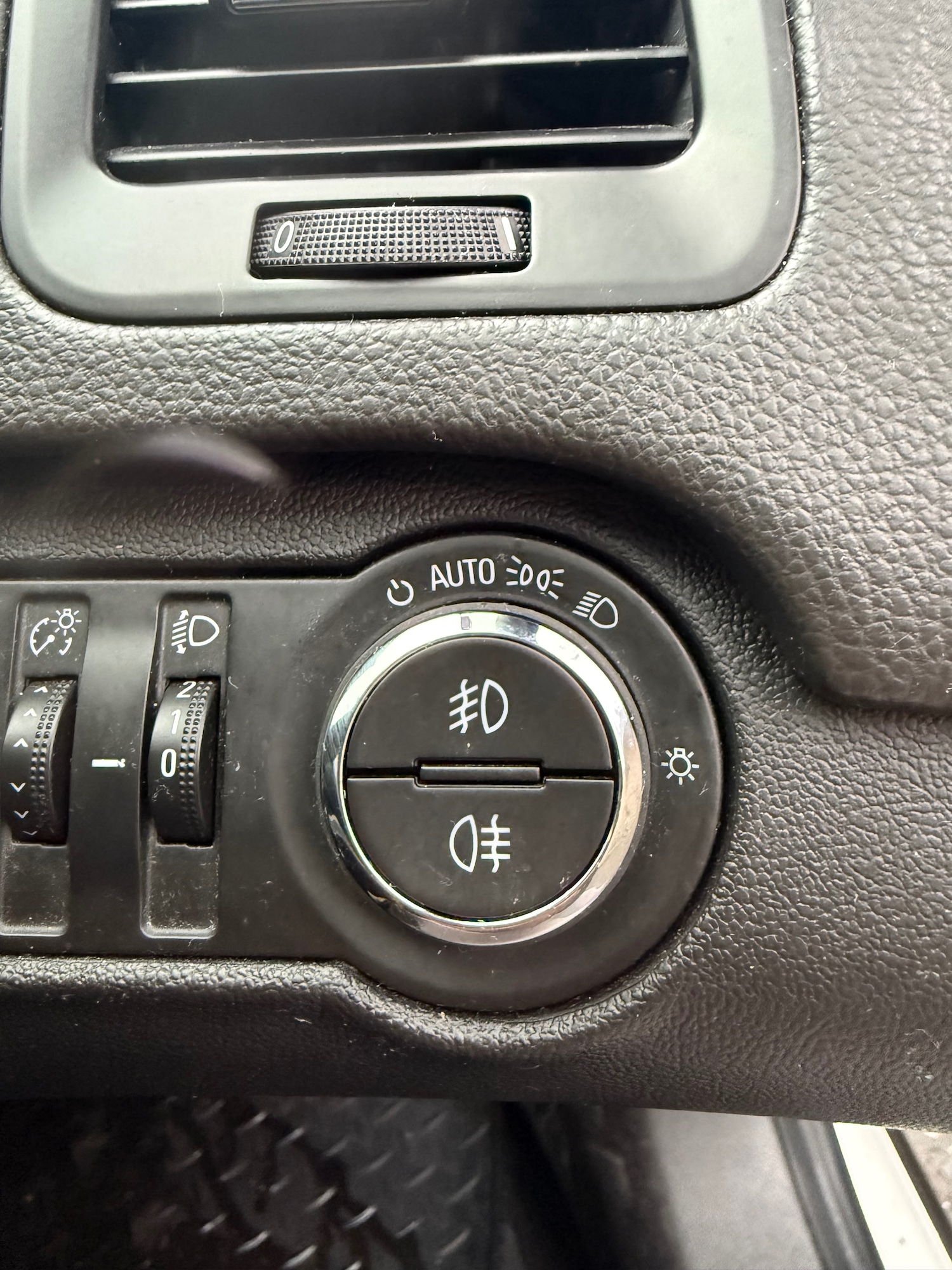 Used Vauxhall Insignia 2015 for sale - 77326379: Photo 17