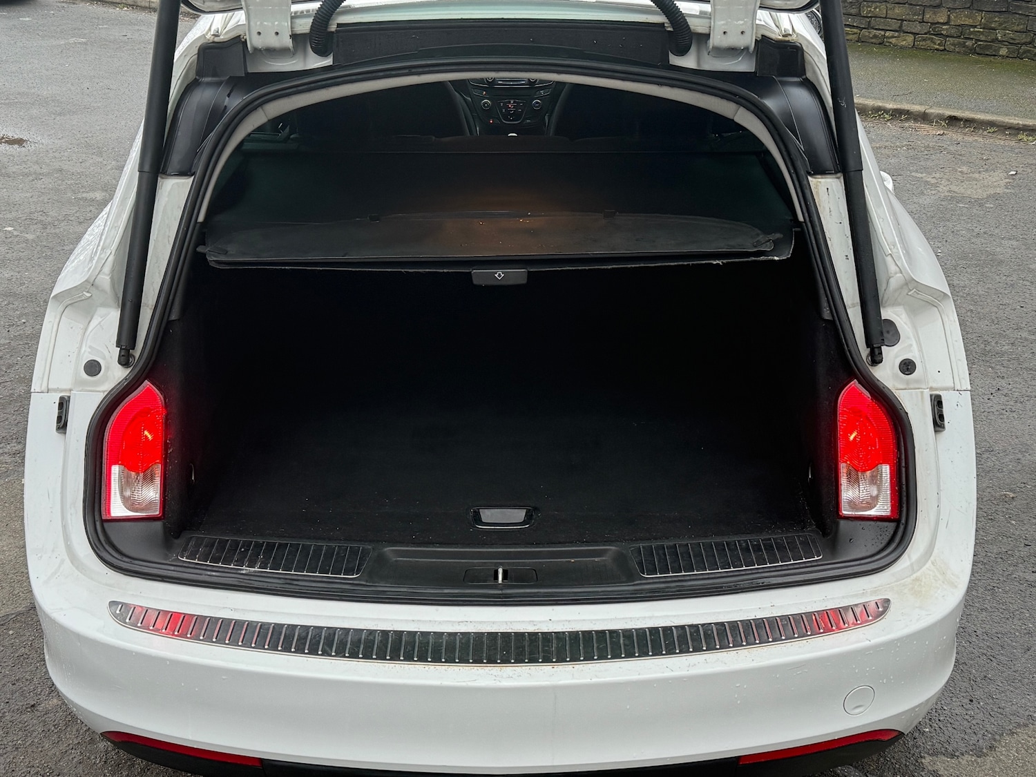 Used Vauxhall Insignia 2015 for sale - 77326379: Photo 7