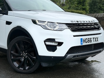 Used Land Rover Discovery Sport 2017 for sale - 78887707: Photo