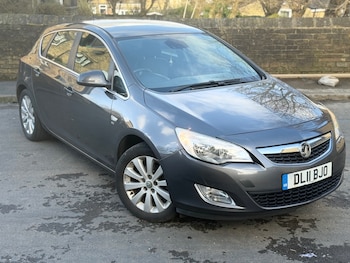 Used Vauxhall Astra 2011 for sale - 78832902: Photo