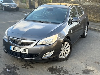 Used Vauxhall Astra 2011 for sale - 78832902: Photo