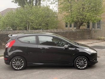 Used Ford Fiesta 2015 for sale - 78469014: Photo