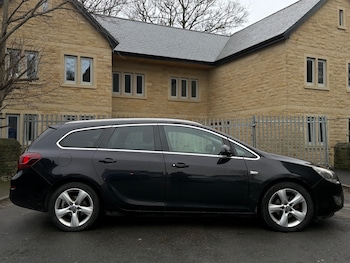 Used Vauxhall Astra 2011 for sale - 77637078: Photo