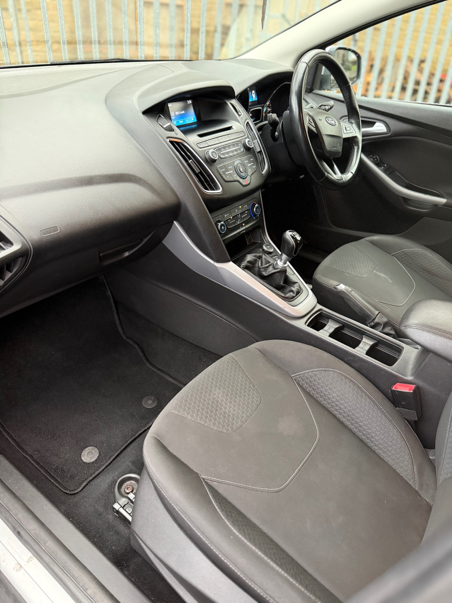 Used Ford Focus 2015 for sale - 77104727: Photo 9