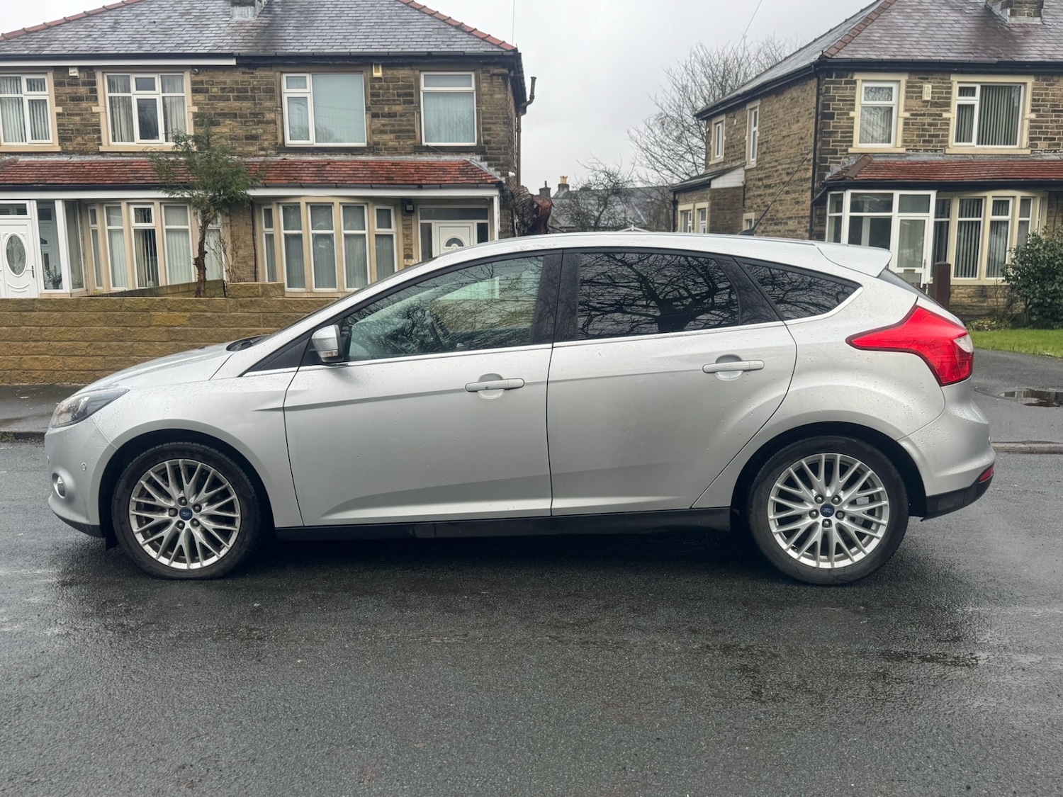 Used Ford Focus 2013 for sale - 77637012: Photo 5