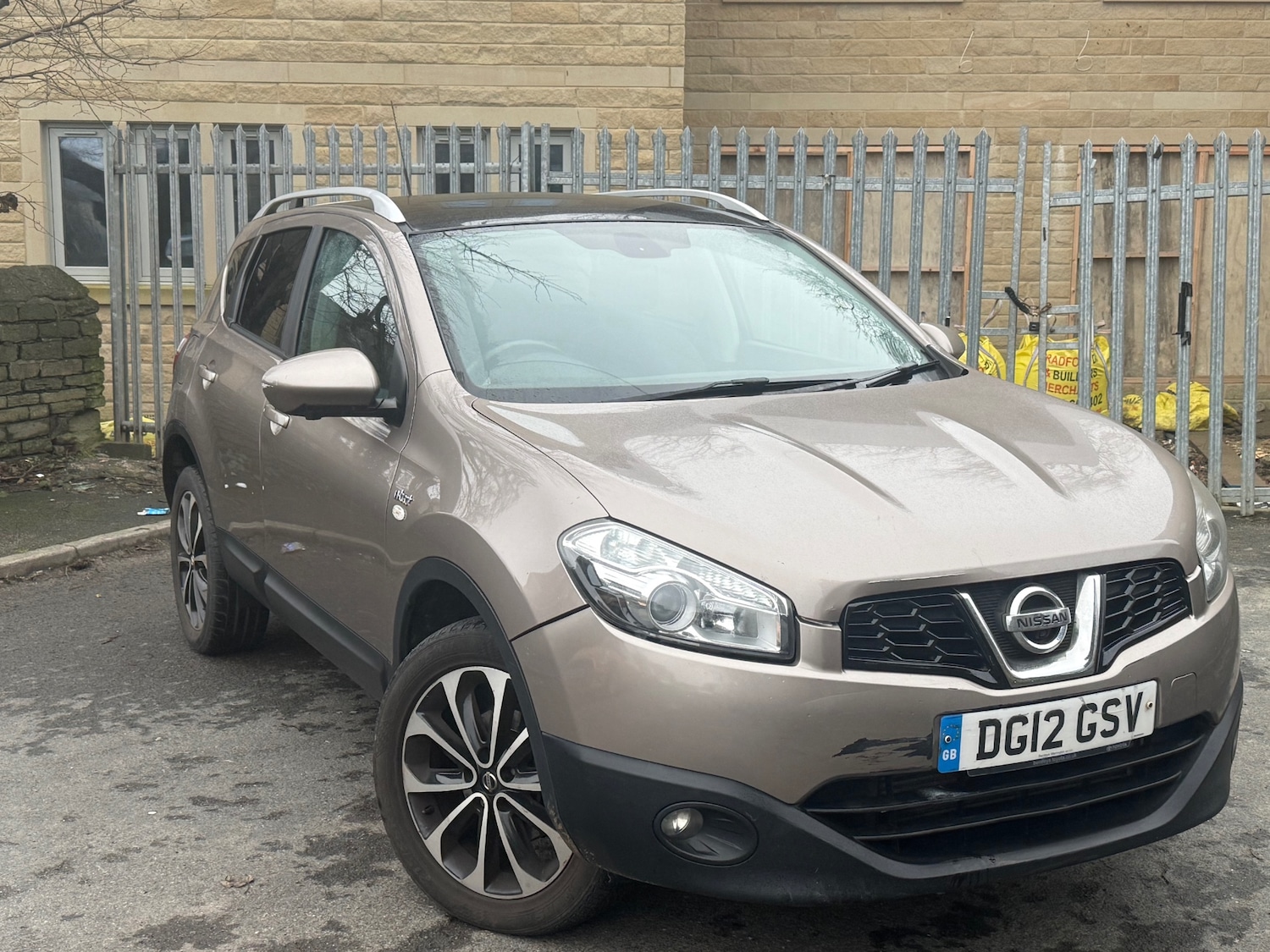Used Nissan Qashqai 2012 for sale - 77637106: Photo 1