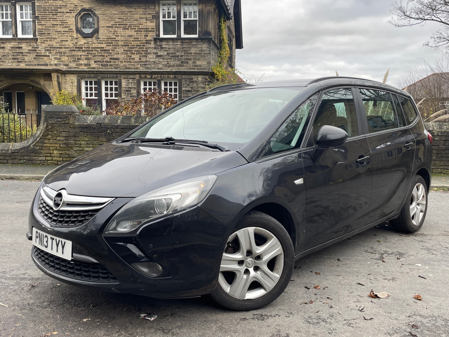 Used Vauxhall Zafira 2013 for sale - 77119476: Photo 2