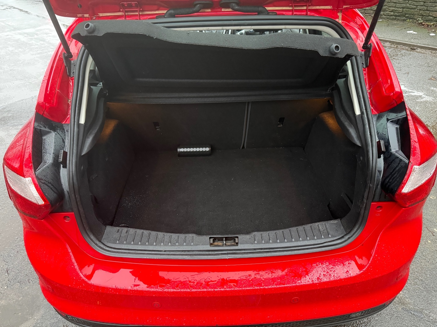 Used Ford Focus 2012 for sale - 77637019: Photo 7