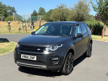 Used Land Rover Discovery Sport 2016 for sale - 79091888: Photo