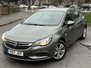 Used Vauxhall Astra 2017 for sale - 77637067: Photo