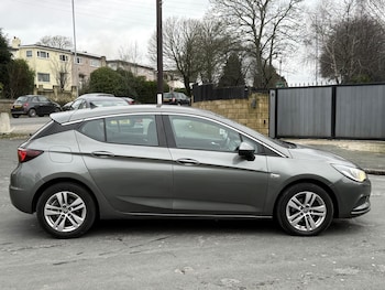 Used Vauxhall Astra 2017 for sale - 77637067: Photo