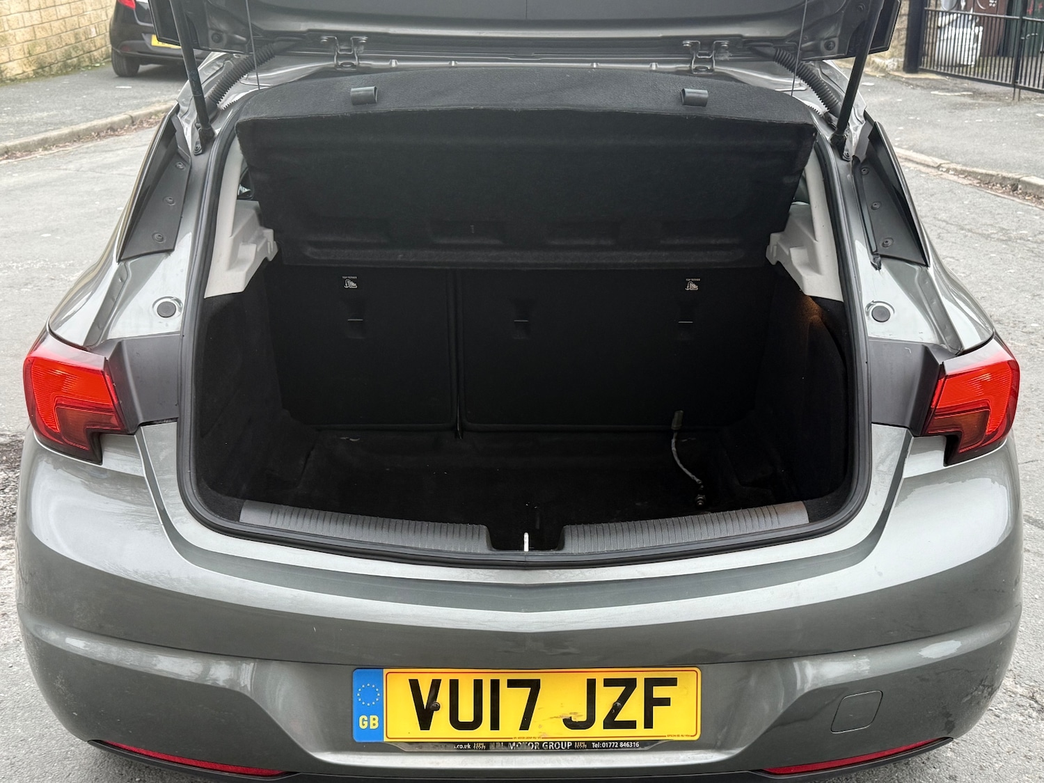 Used Vauxhall Astra 2017 for sale - 77637067: Photo 7