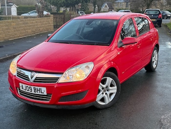 Used Vauxhall Astra 2009 for sale - 77637076: Photo