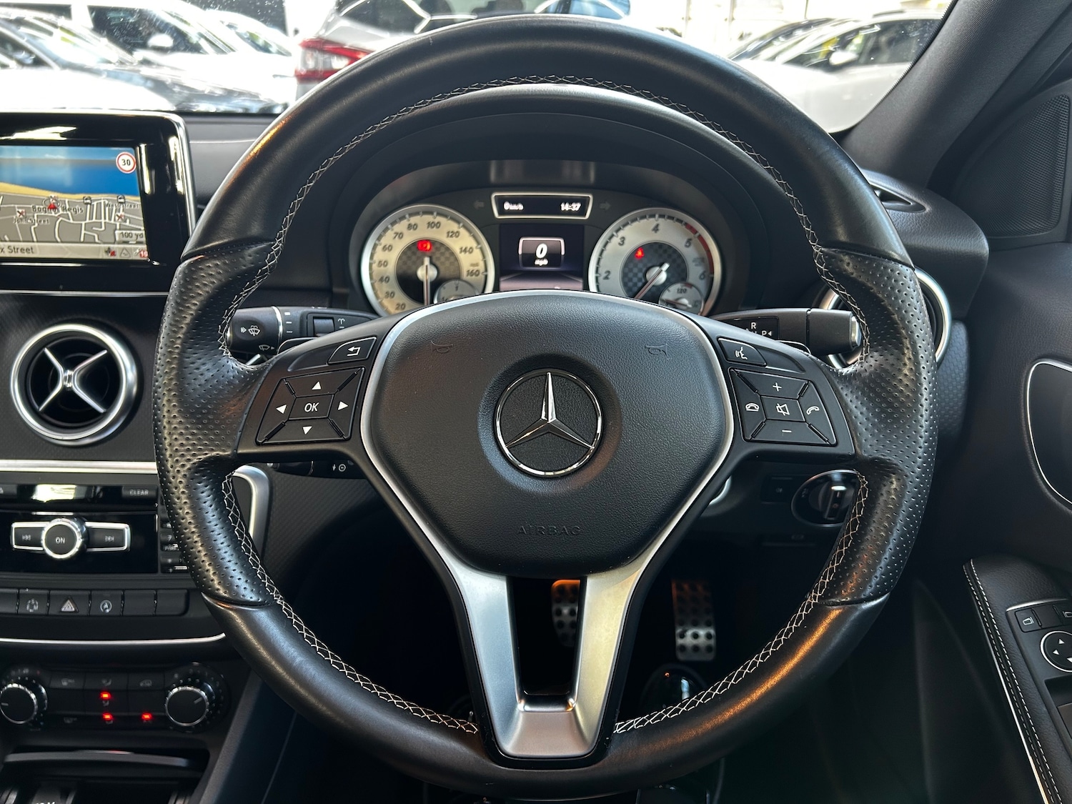 Used Mercedes-Benz A-Class 2015 for sale - 76819769: Photo 11