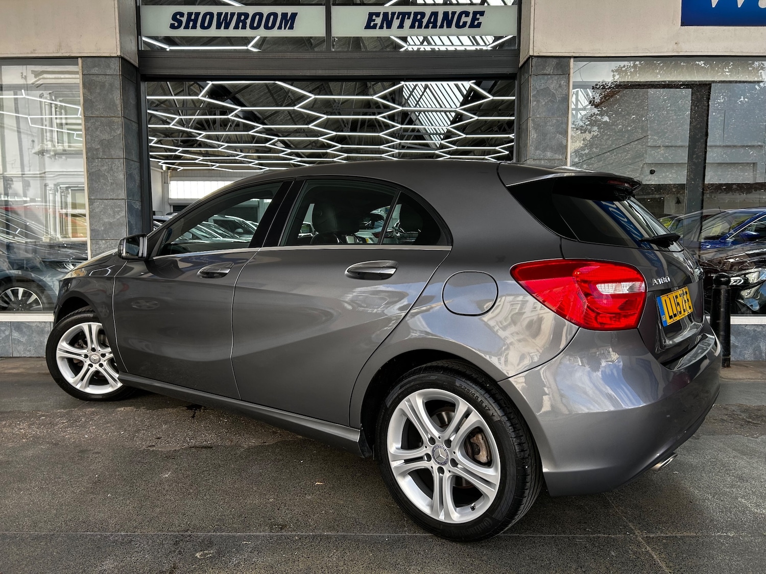 Used Mercedes-Benz A-Class 2015 for sale - 76819769: Photo 5