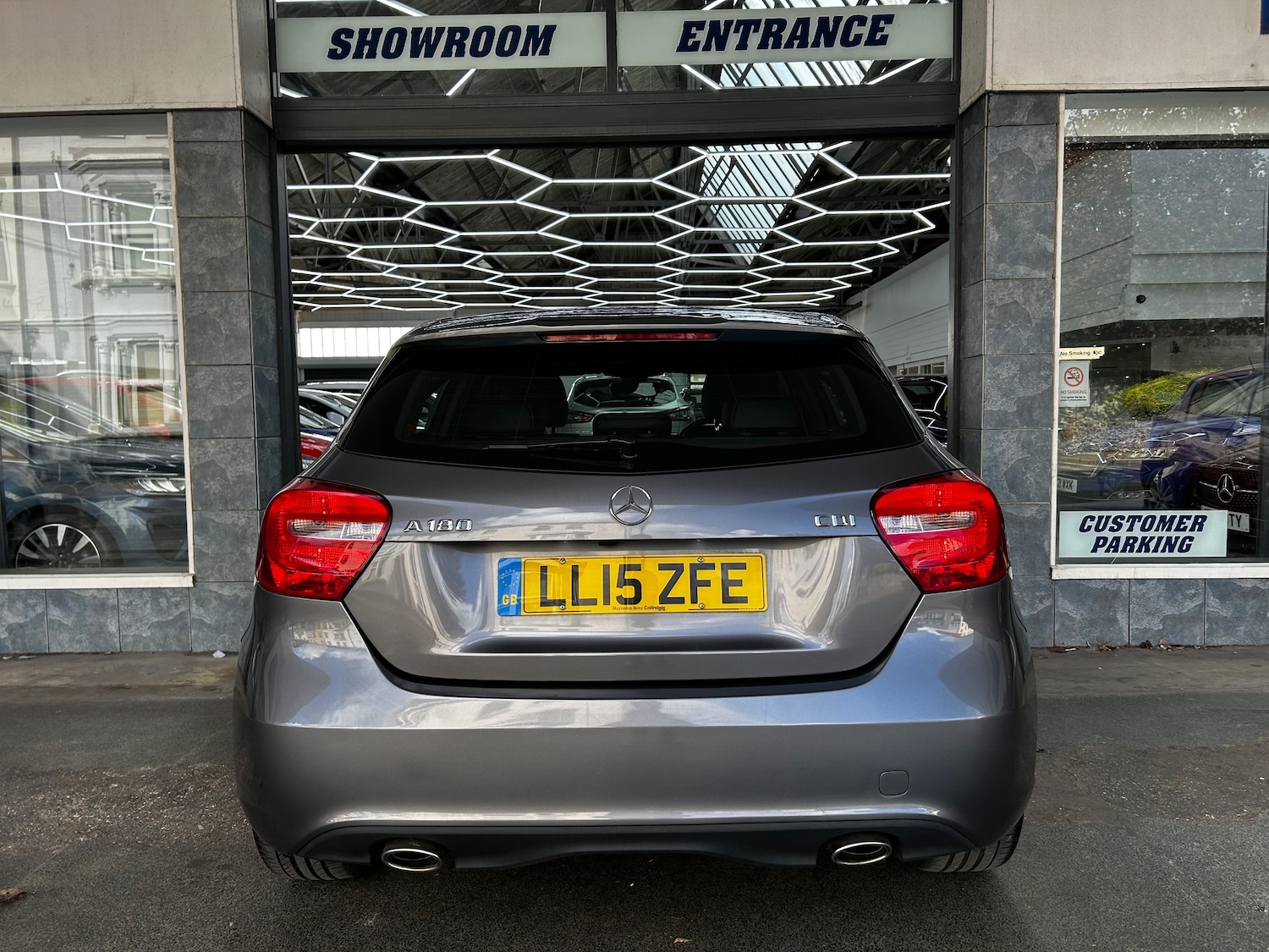 Used Mercedes-Benz A-Class 2015 for sale - 76819769: Photo 6