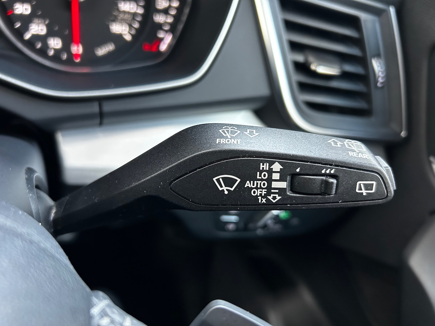 Used Audi Q5 2018 for sale - 76613506: Photo 15