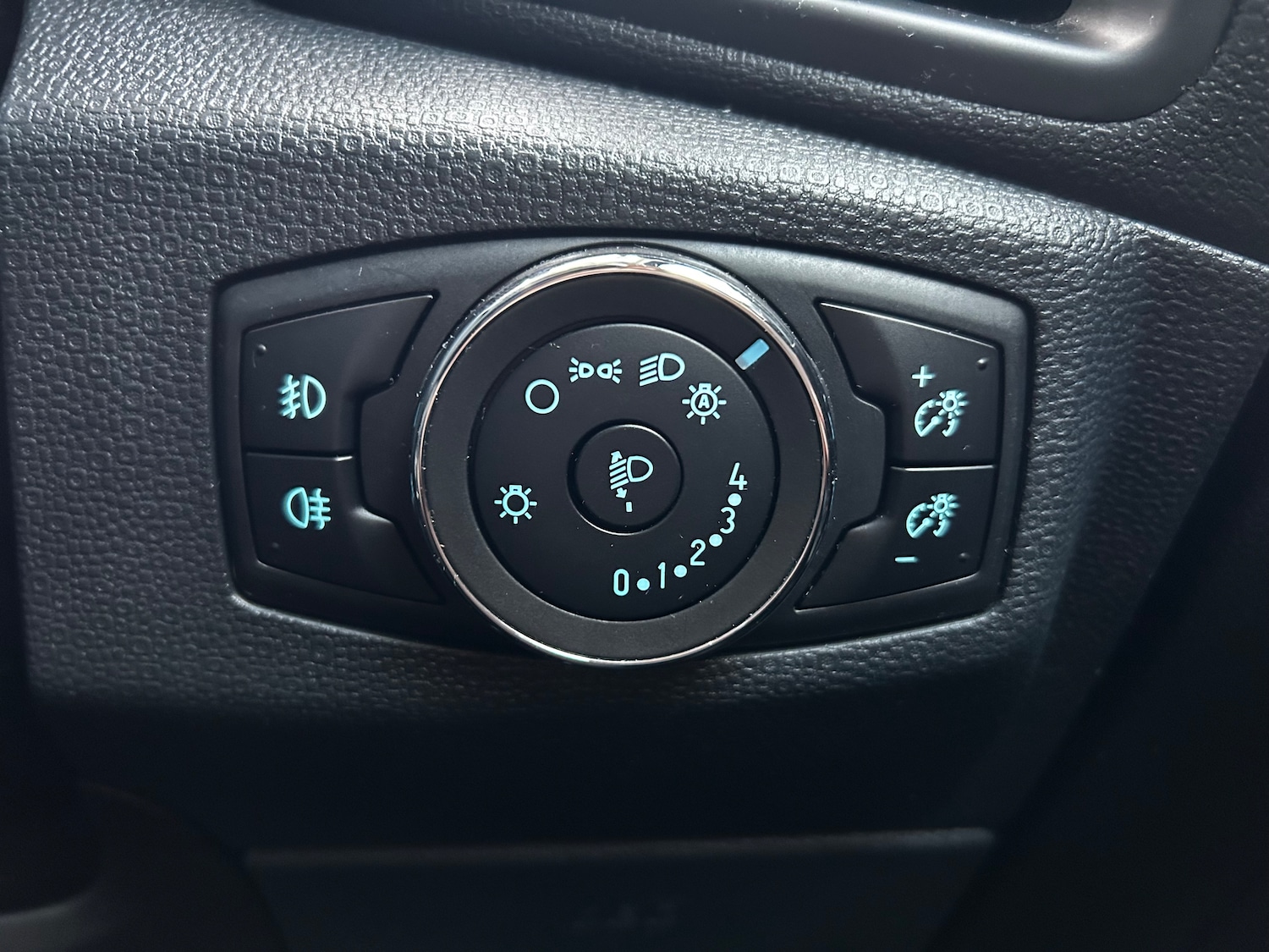 Used Ford Ecosport 2018 for sale - 76613498: Photo 14