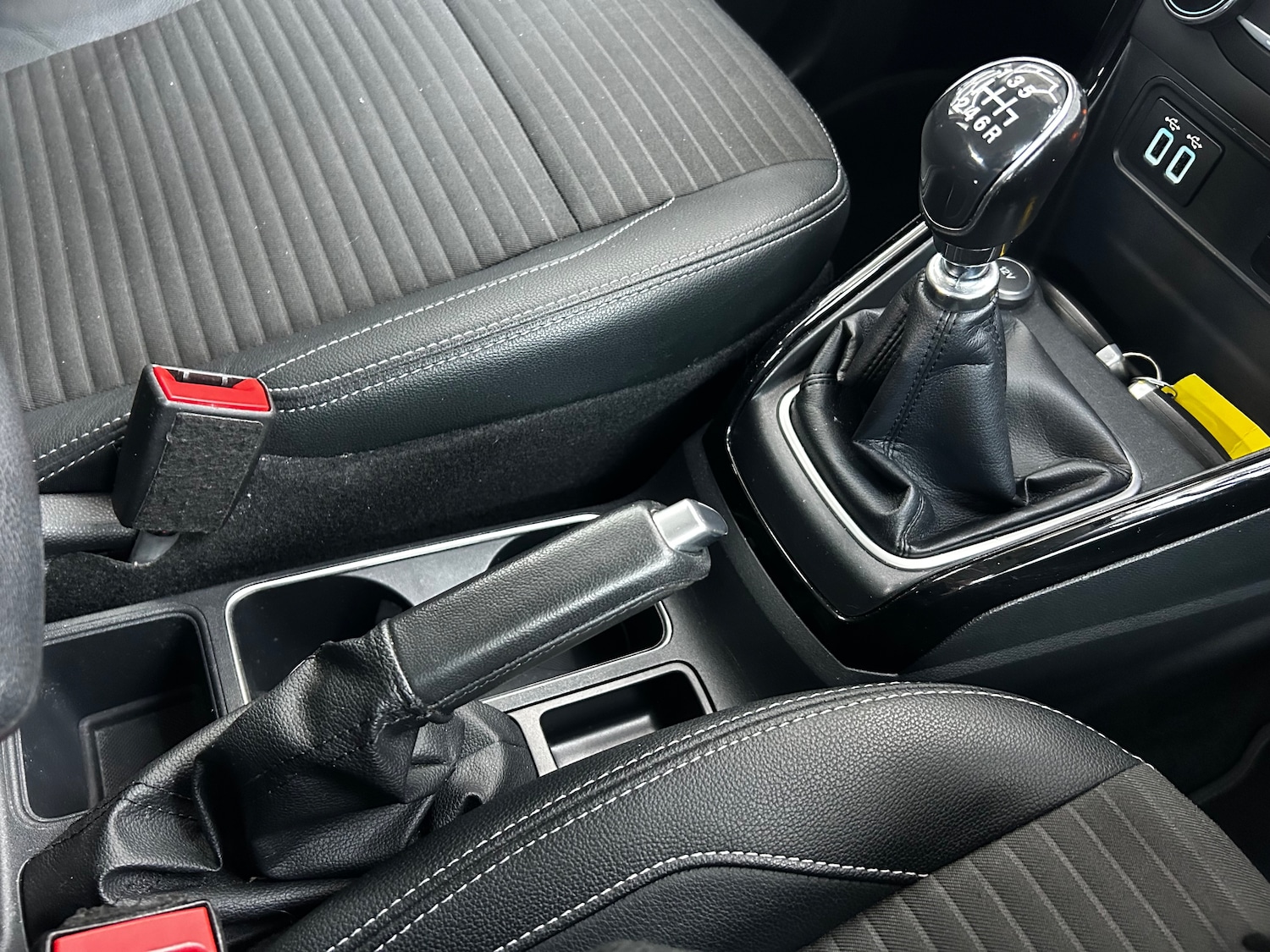 Used Ford Ecosport 2018 for sale - 76613498: Photo 24